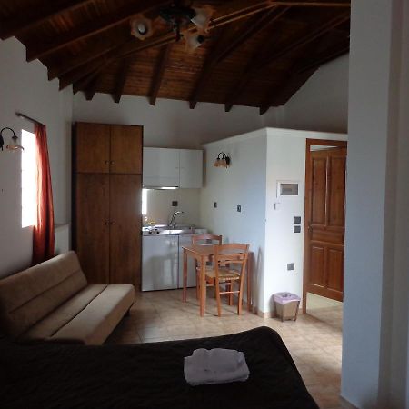 Alonaki Guesthouse Plátanos Zewnętrze zdjęcie